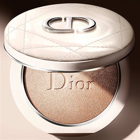 360 degree illuminator dior|Dior forever couture highlighter.